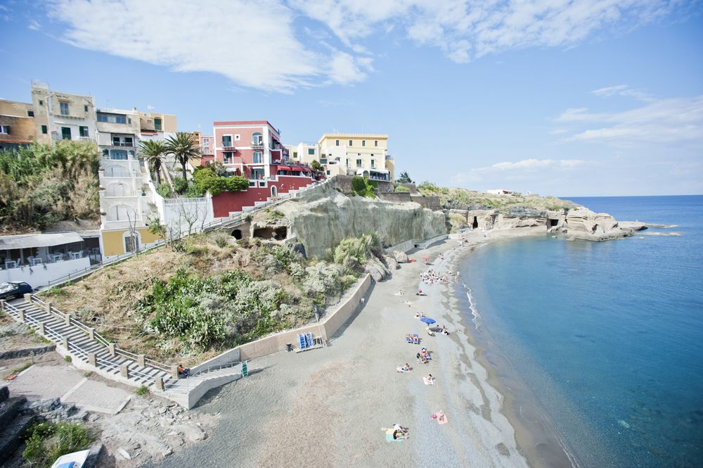 Hotel Villa Iulia ヴェントテーネ エクステリア 写真